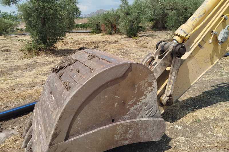 OmecoHub - Immagine NEW HOLLAND E215B